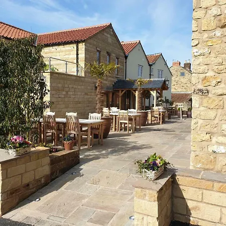 The Farrier Hotel 3*