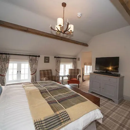 The Farrier Hotel