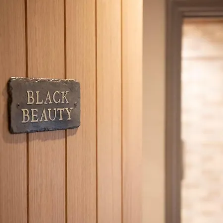 The Farrier 3* Scarborough